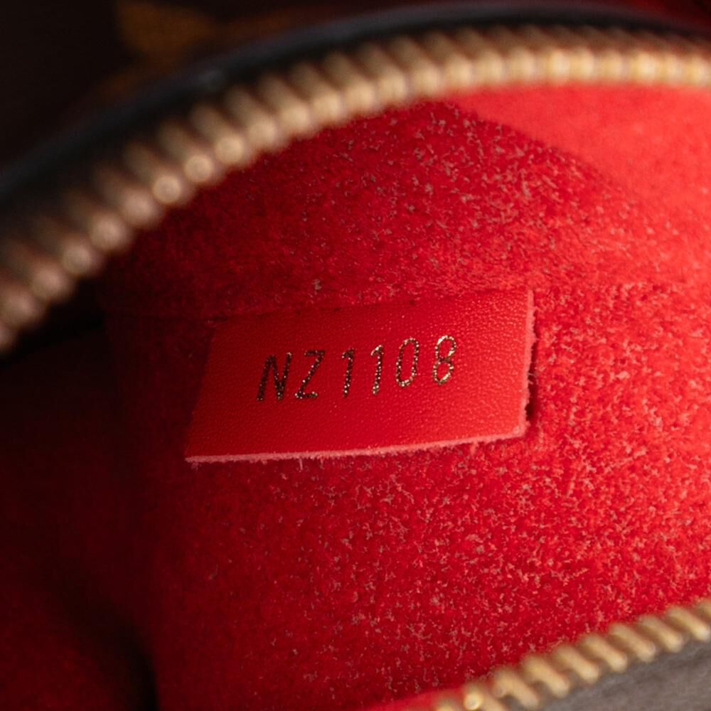 Louis Vuitton Bucket Bag