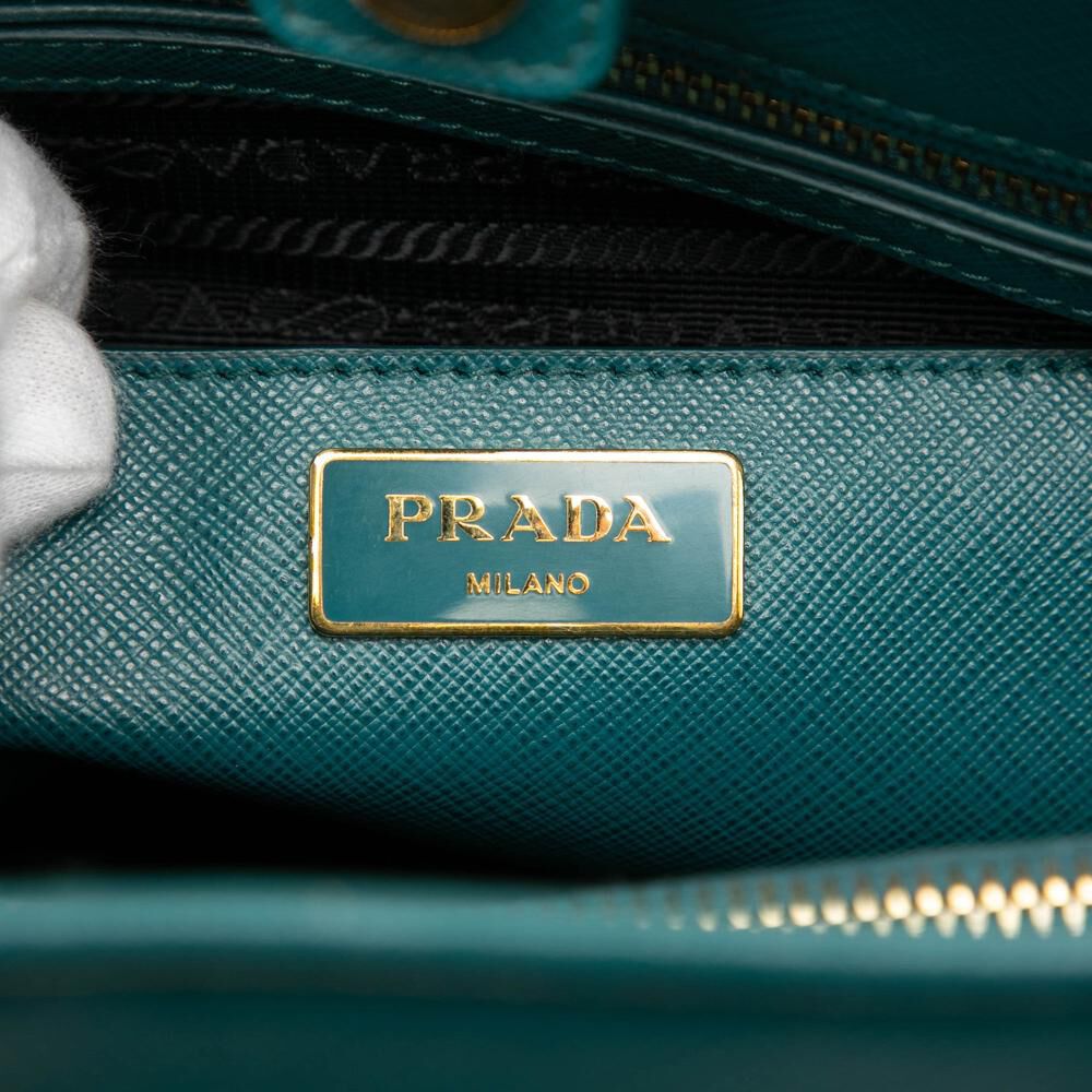 Prada Promenade