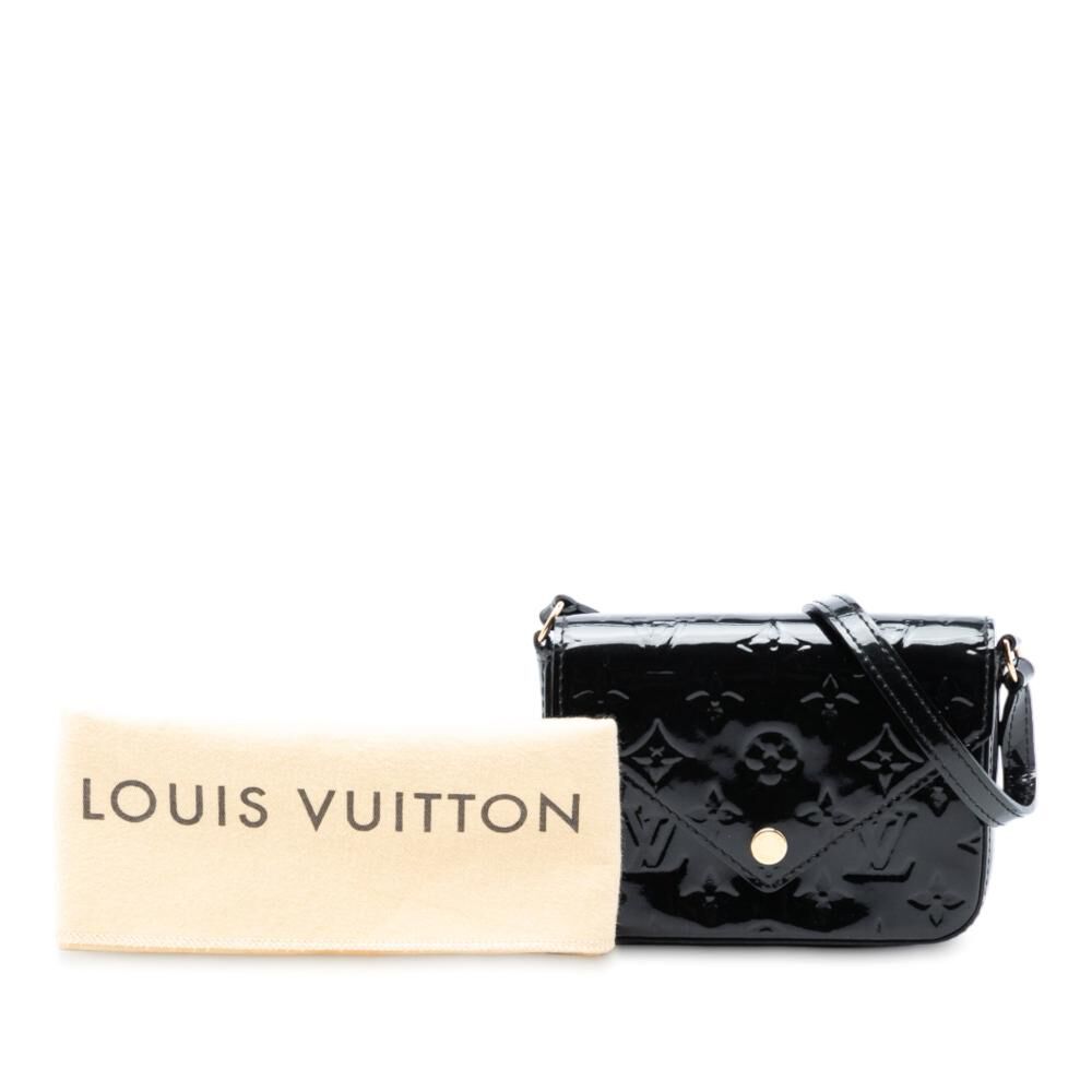 Louis Vuitton Shoulder Bags