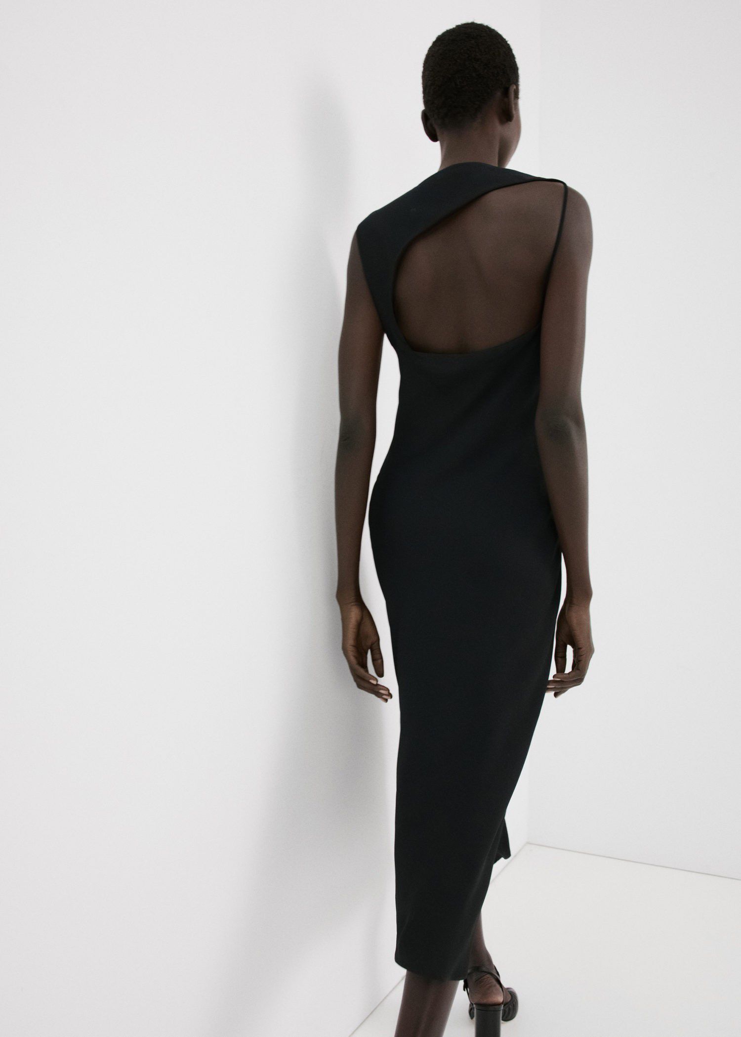 Midi-dress with back neckline