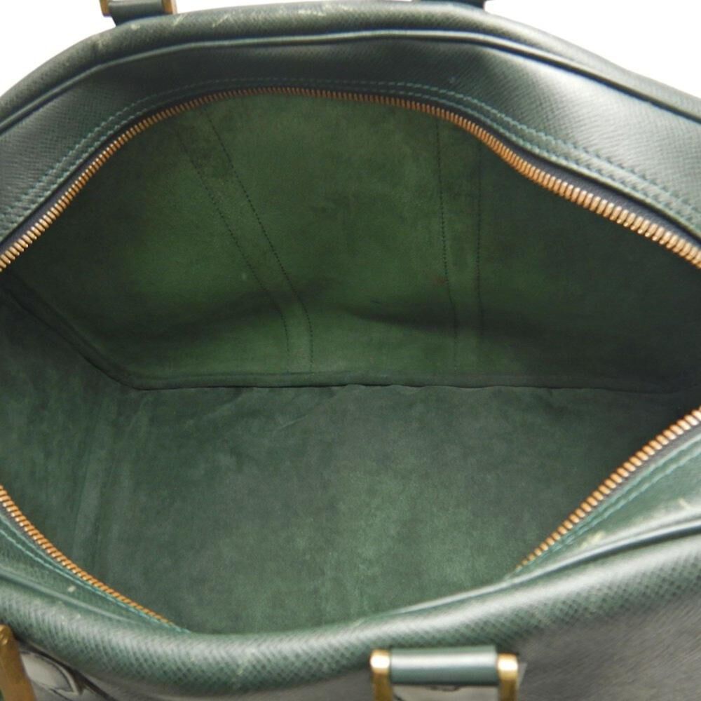 Louis Vuitton Taiga Kendall
