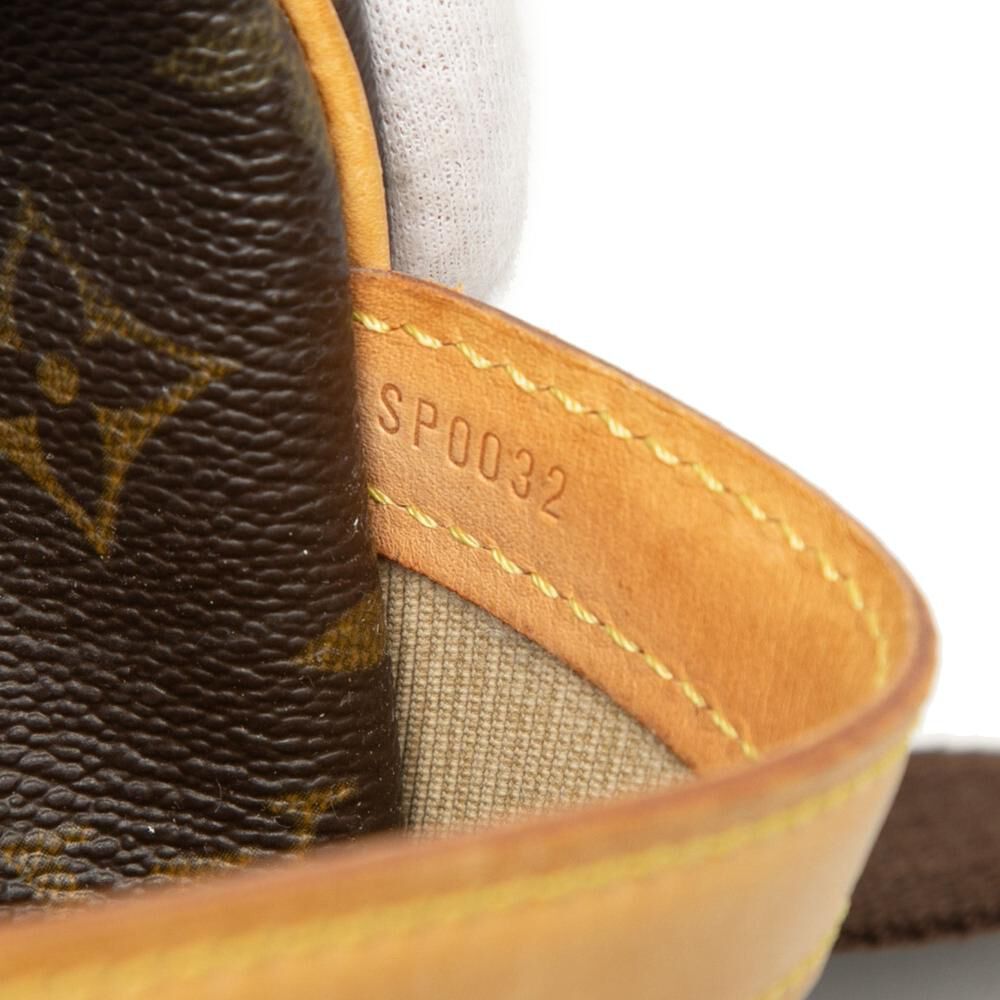 Louis Vuitton Reporter