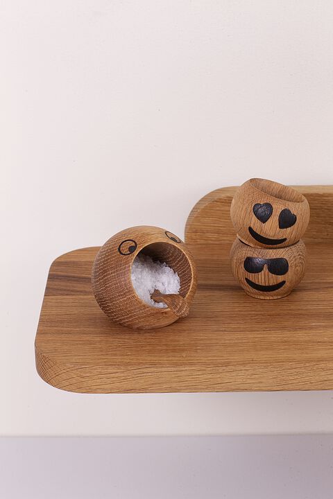 Heart Eyes, æggebæger