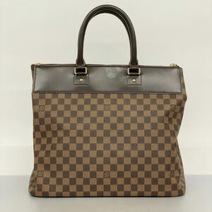 Louis Vuitton Greenwich