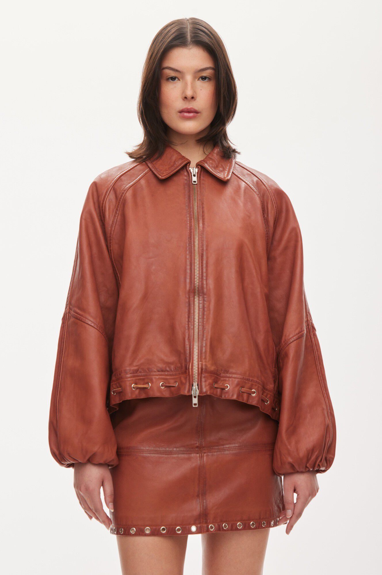 Eye leather skirt