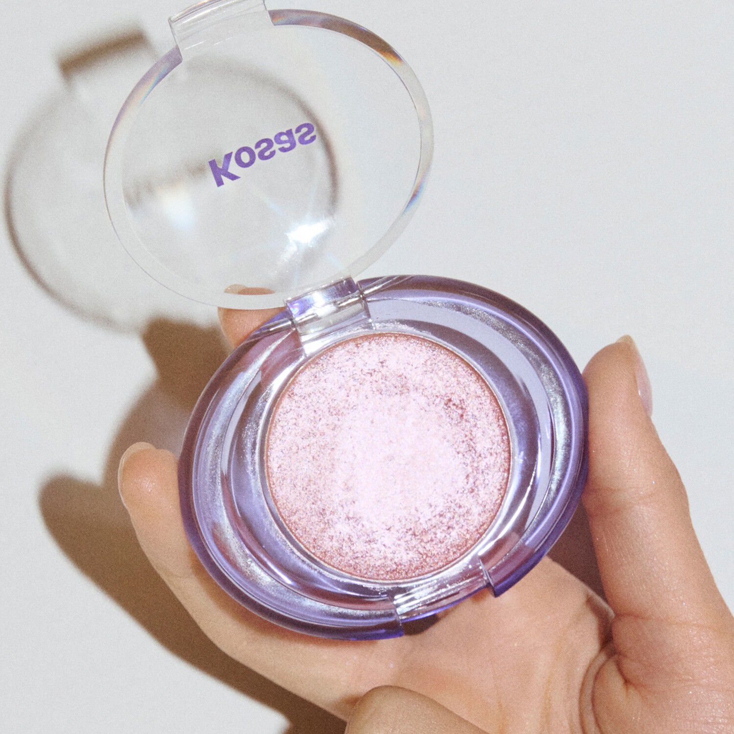 Shiny Objects - Highlighter-puder med v&aring;t effekt