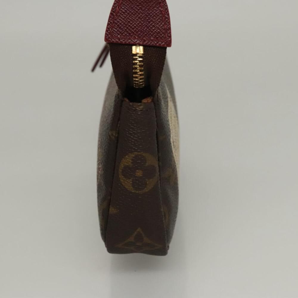 Louis Vuitton Pochette Accessoires