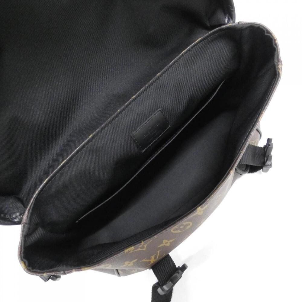 Louis Vuitton Messenger