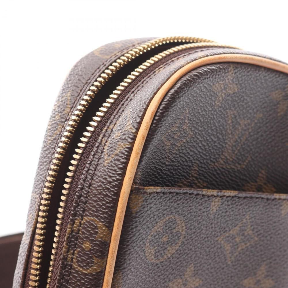 Louis Vuitton Crossbody Bag