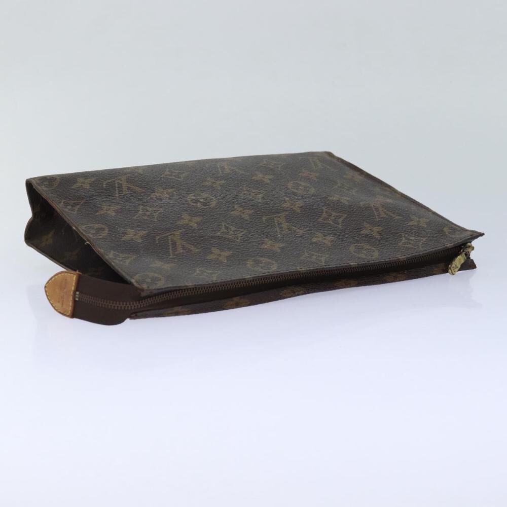 Louis Vuitton Poche Toilette