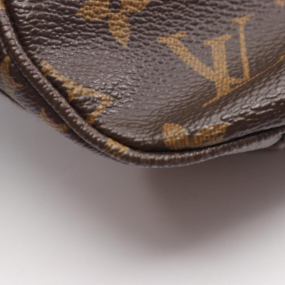 Louis Vuitton Messenger