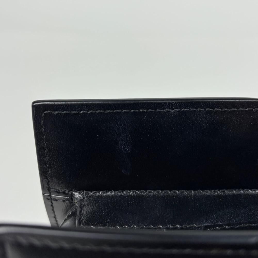 Yves Saint Laurent Handbag