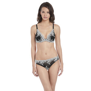 EMBRACE LACE PLUNGE