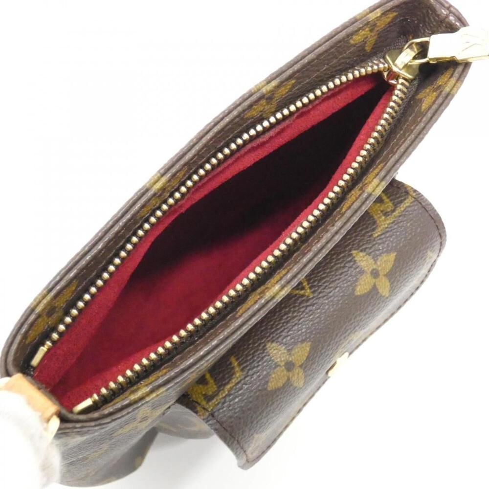 Louis Vuitton Clutch