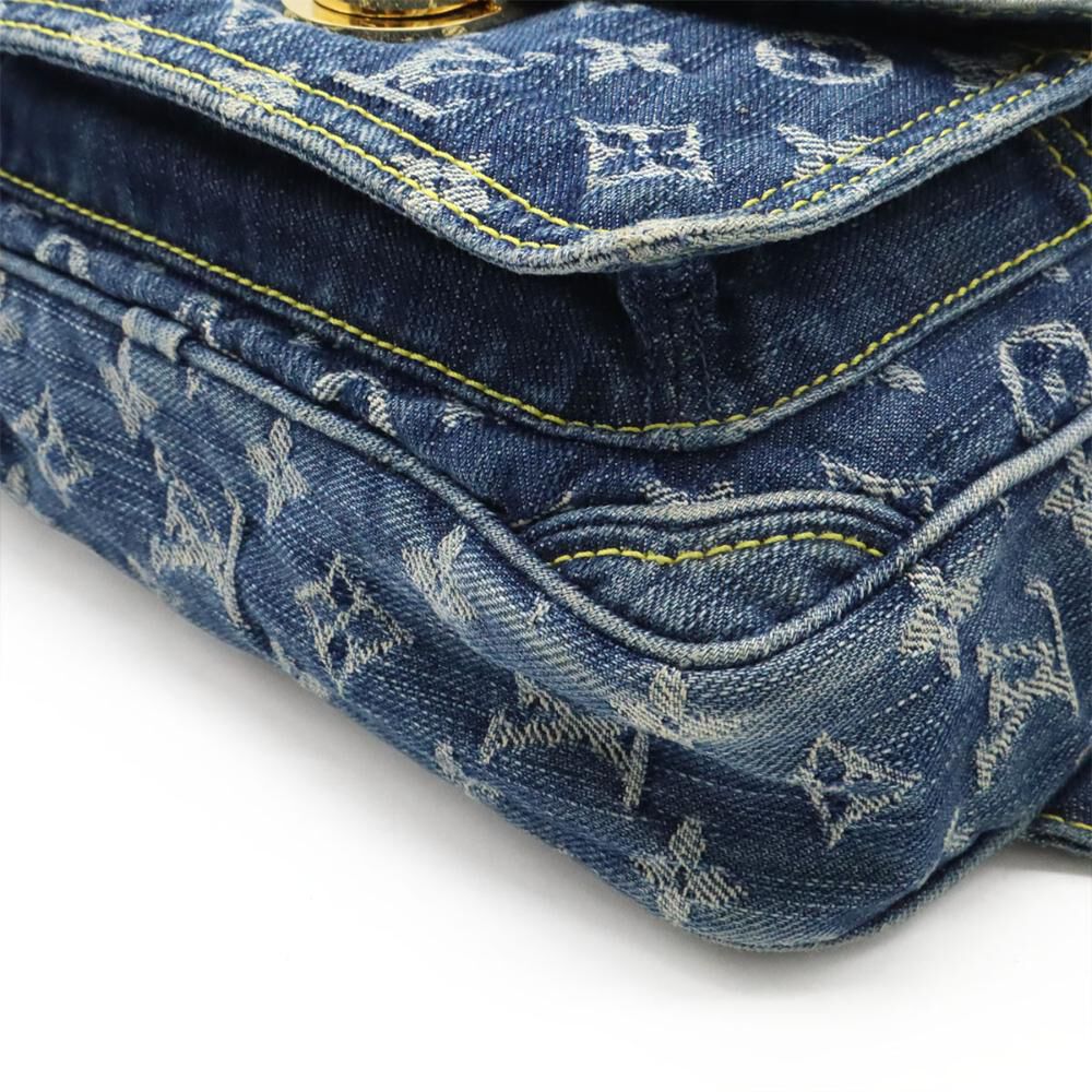 Louis Vuitton Belt Bags