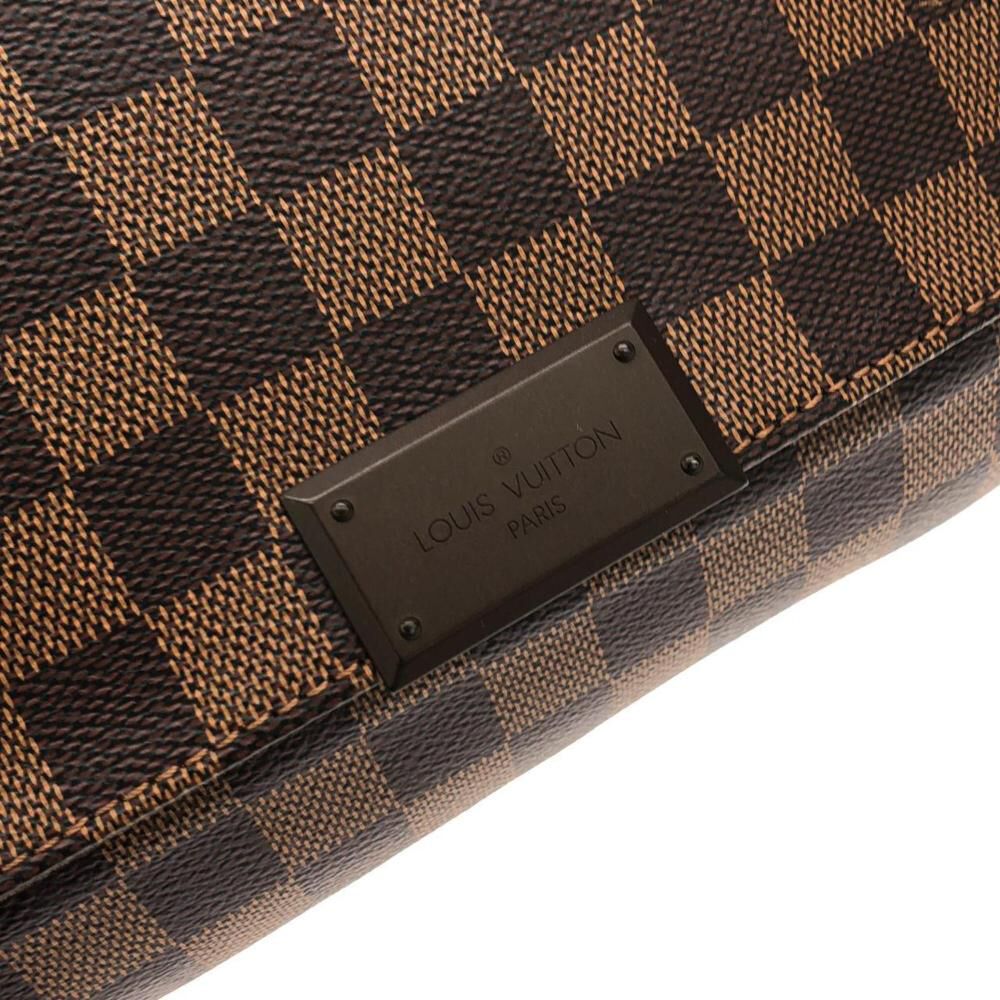 Louis Vuitton District
