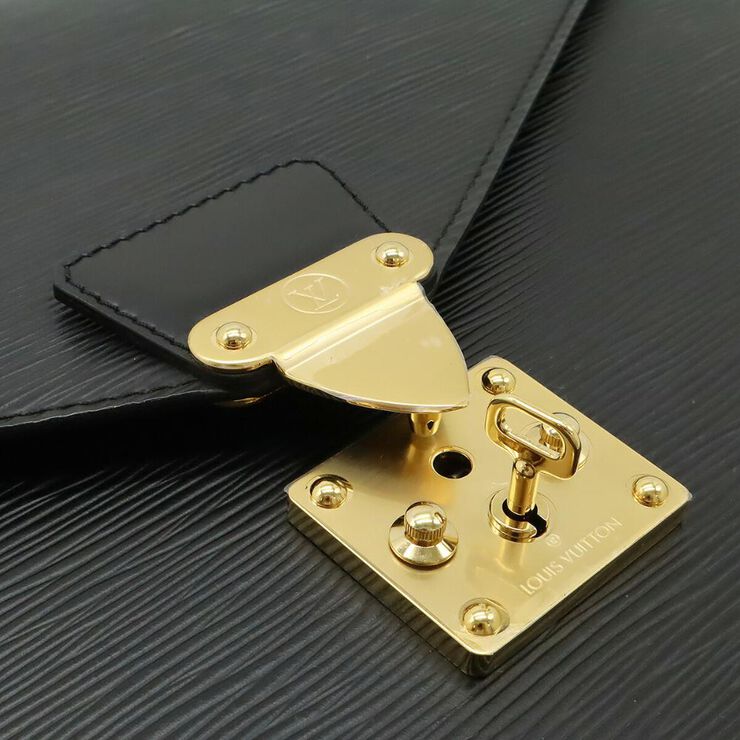 Louis Vuitton Serviette Ambassadeur