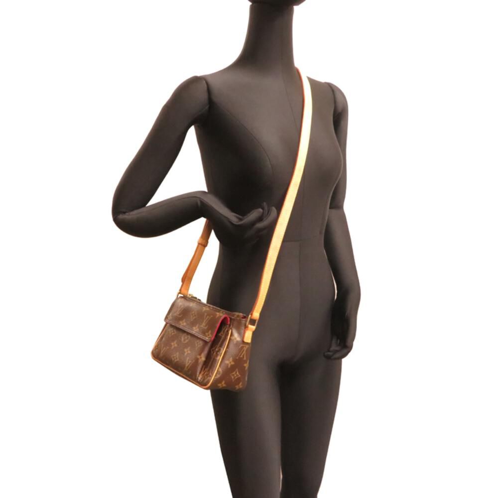 Louis Vuitton Shoulder Bags