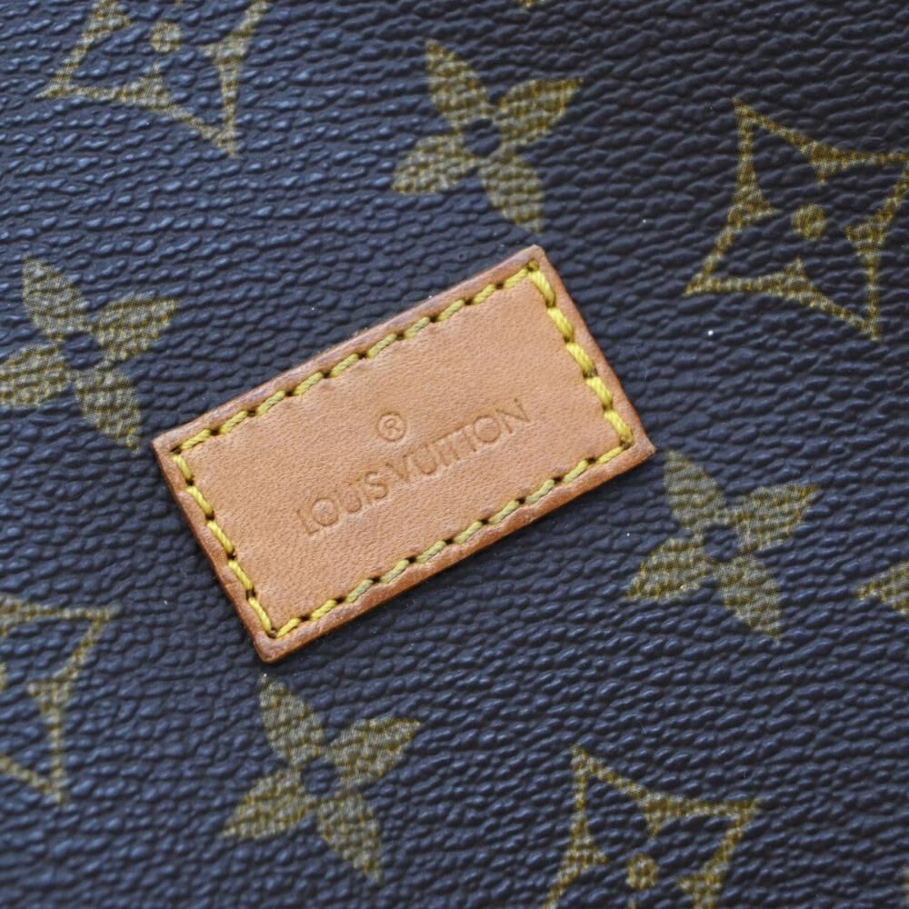 Louis Vuitton Saumur