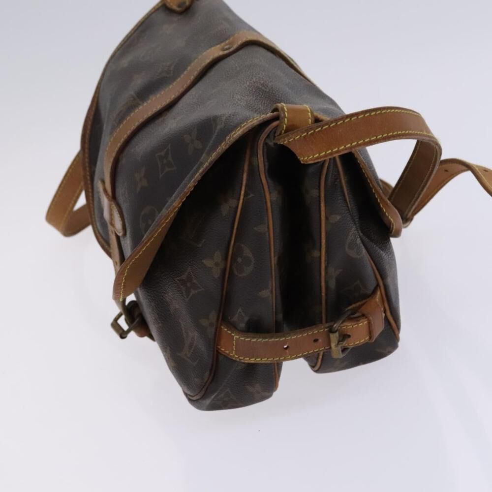 Louis Vuitton Saumur