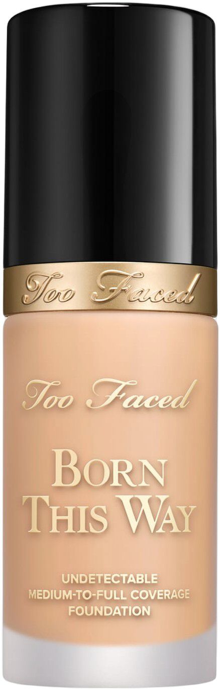 Born This Way Natural Finish Foundation medelh&ouml;g till h&ouml;g t&auml;ckning