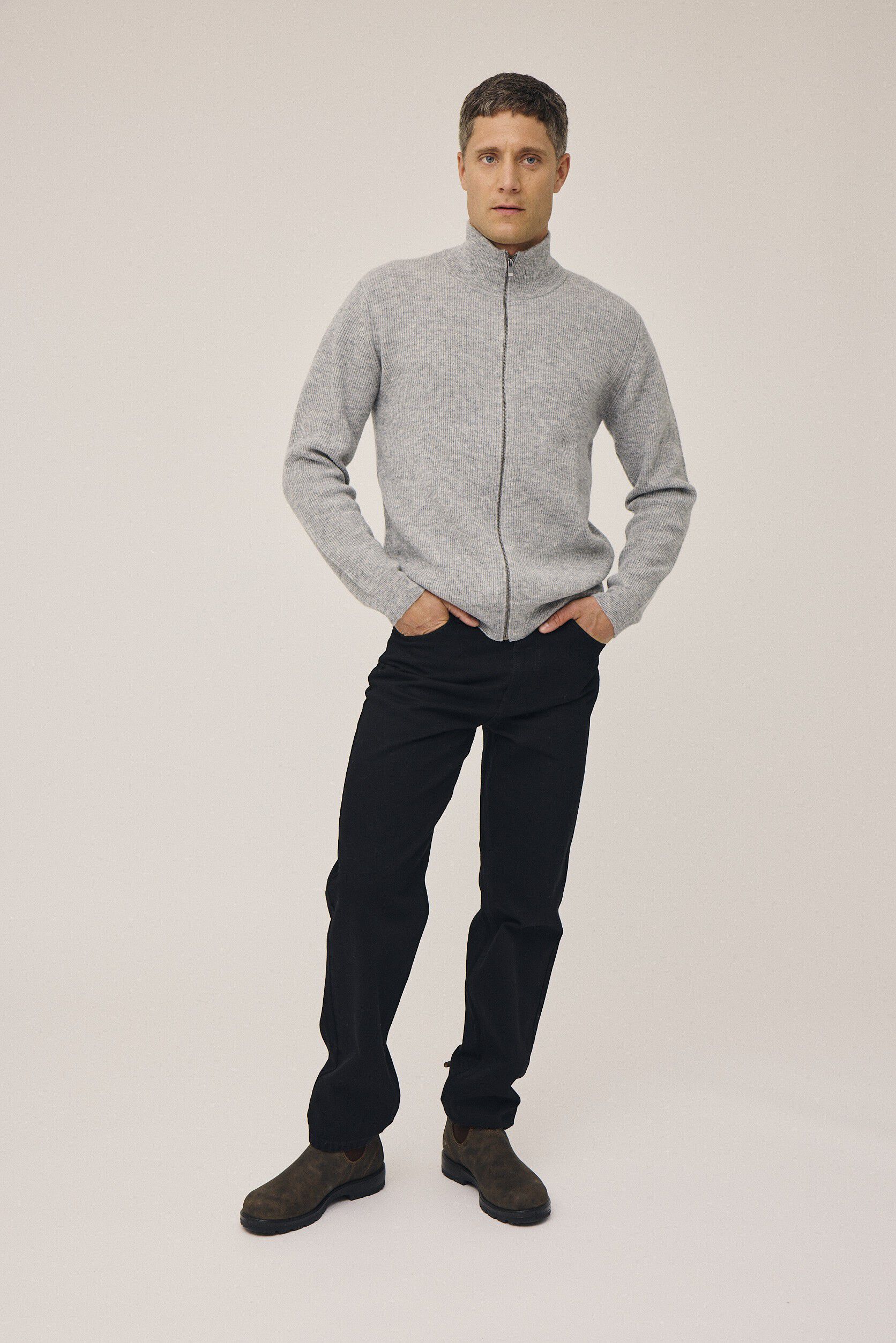 Maryn 4 Cardigan m. lynl&aring;s - 100% lammeuld RWS