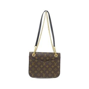 Louis Vuitton Passy