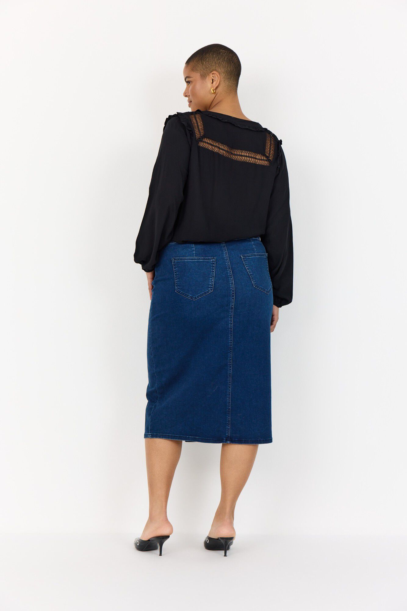 Curvy WA-SIA 33 Bluse Sort