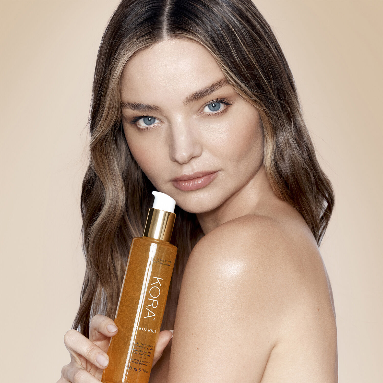 Turmeric Glow Foaming Cleanser