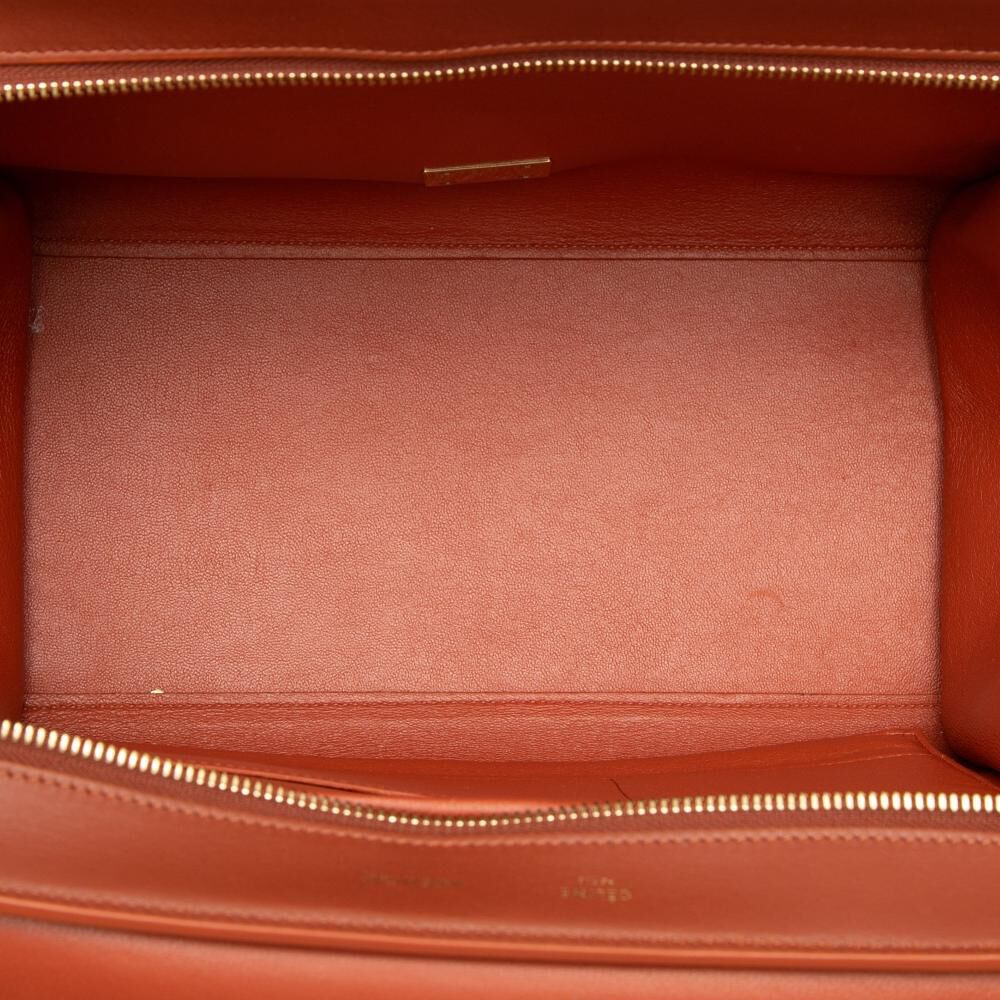 C&eacute;line Trapeze