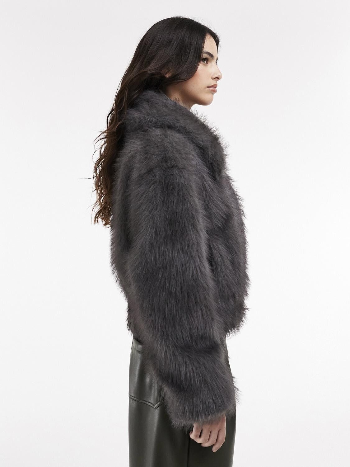 Tsjulian Short Jacket