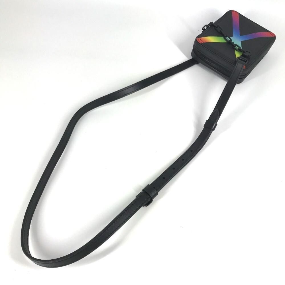 Louis Vuitton Shoulder Bags