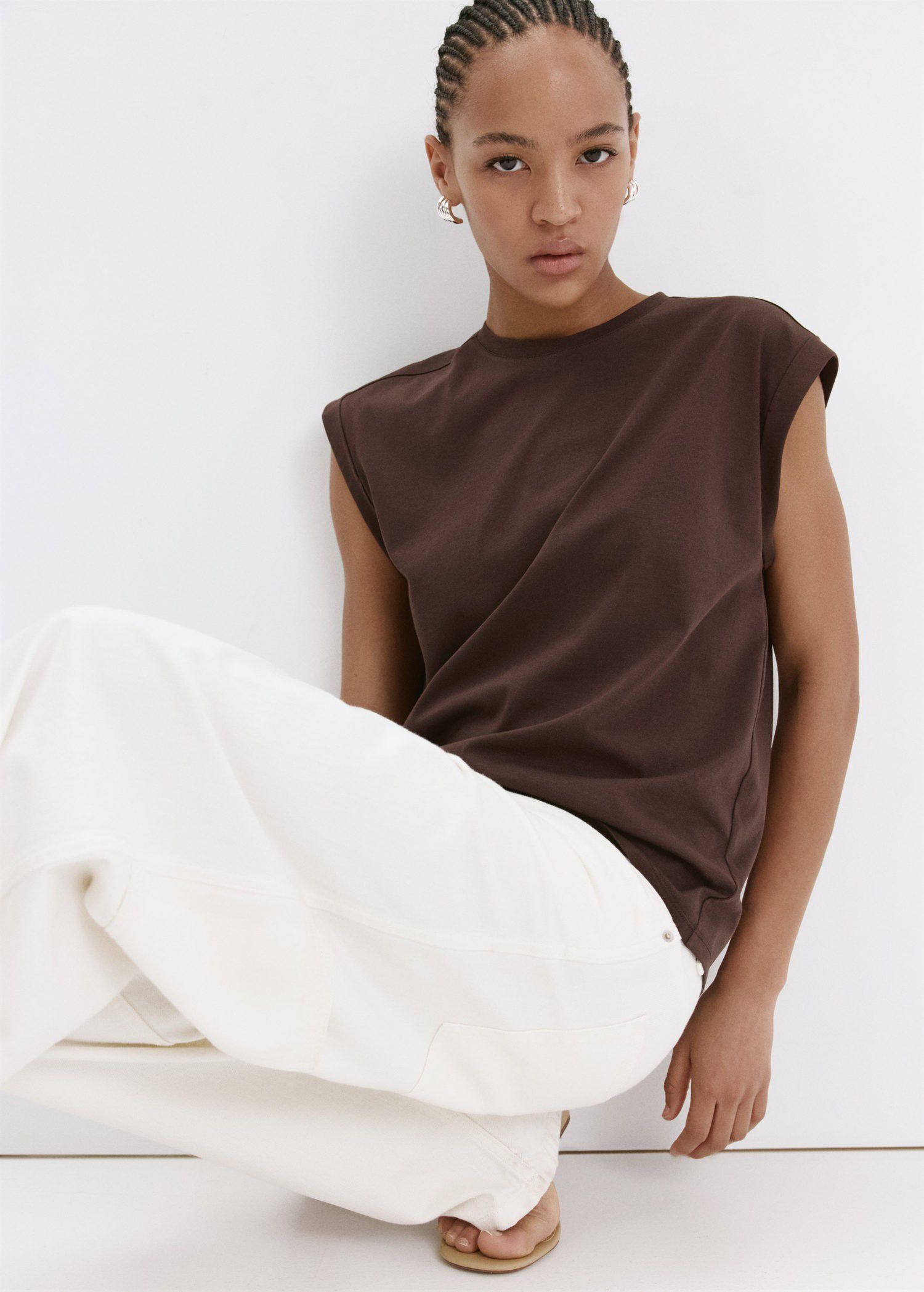 Short-sleeved cotton t-shirt
