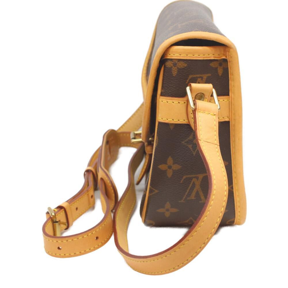 Louis Vuitton Shoulder Bags