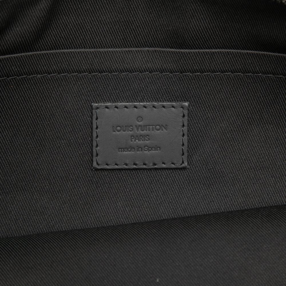 Louis Vuitton Clutch