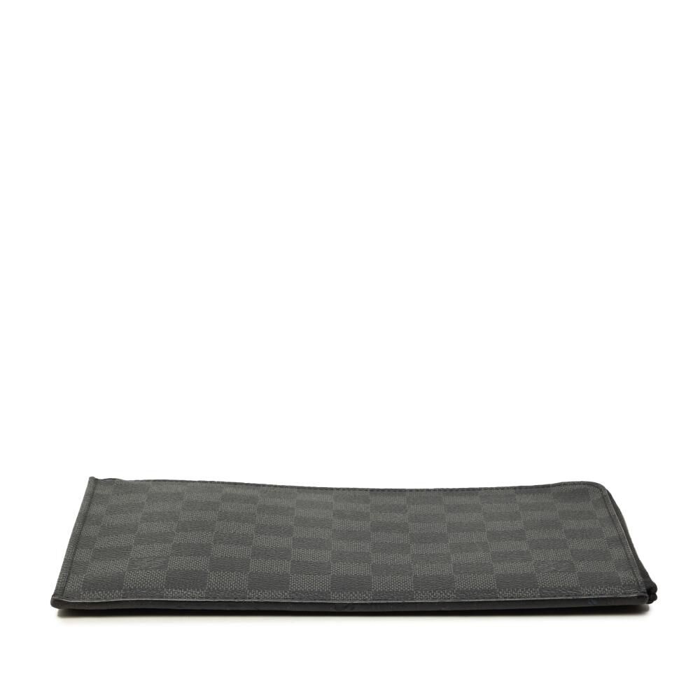 Louis Vuitton Clutch