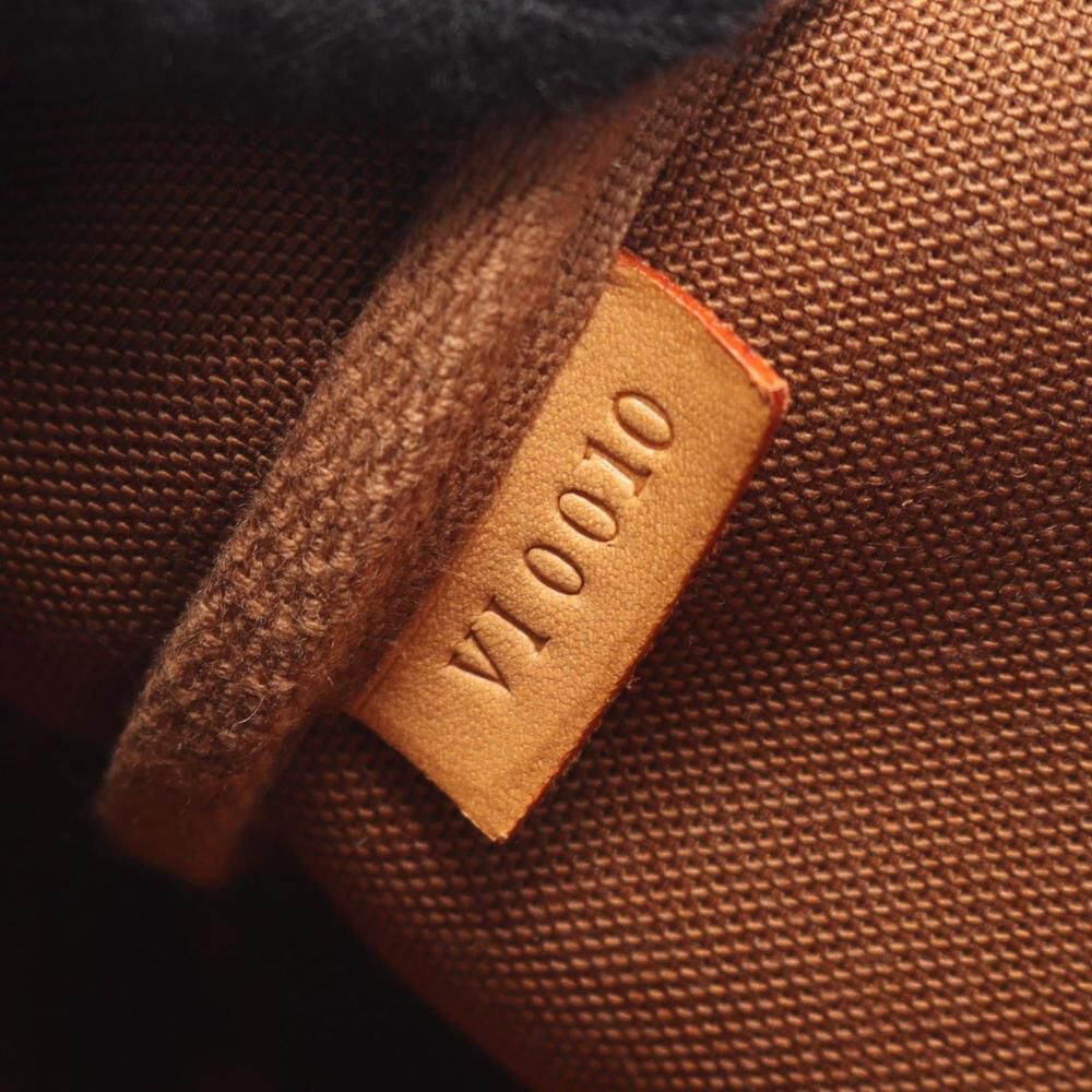 Louis Vuitton Pochette Accessoires