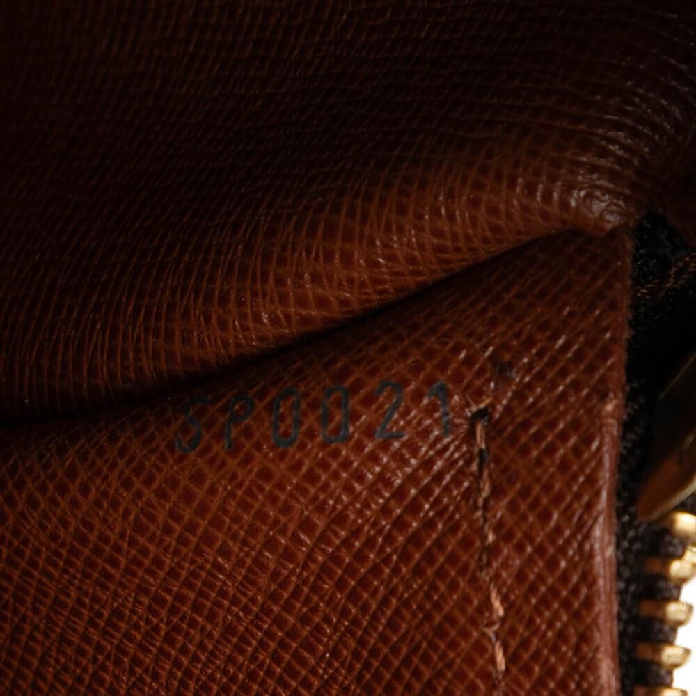 Louis Vuitton Papillon