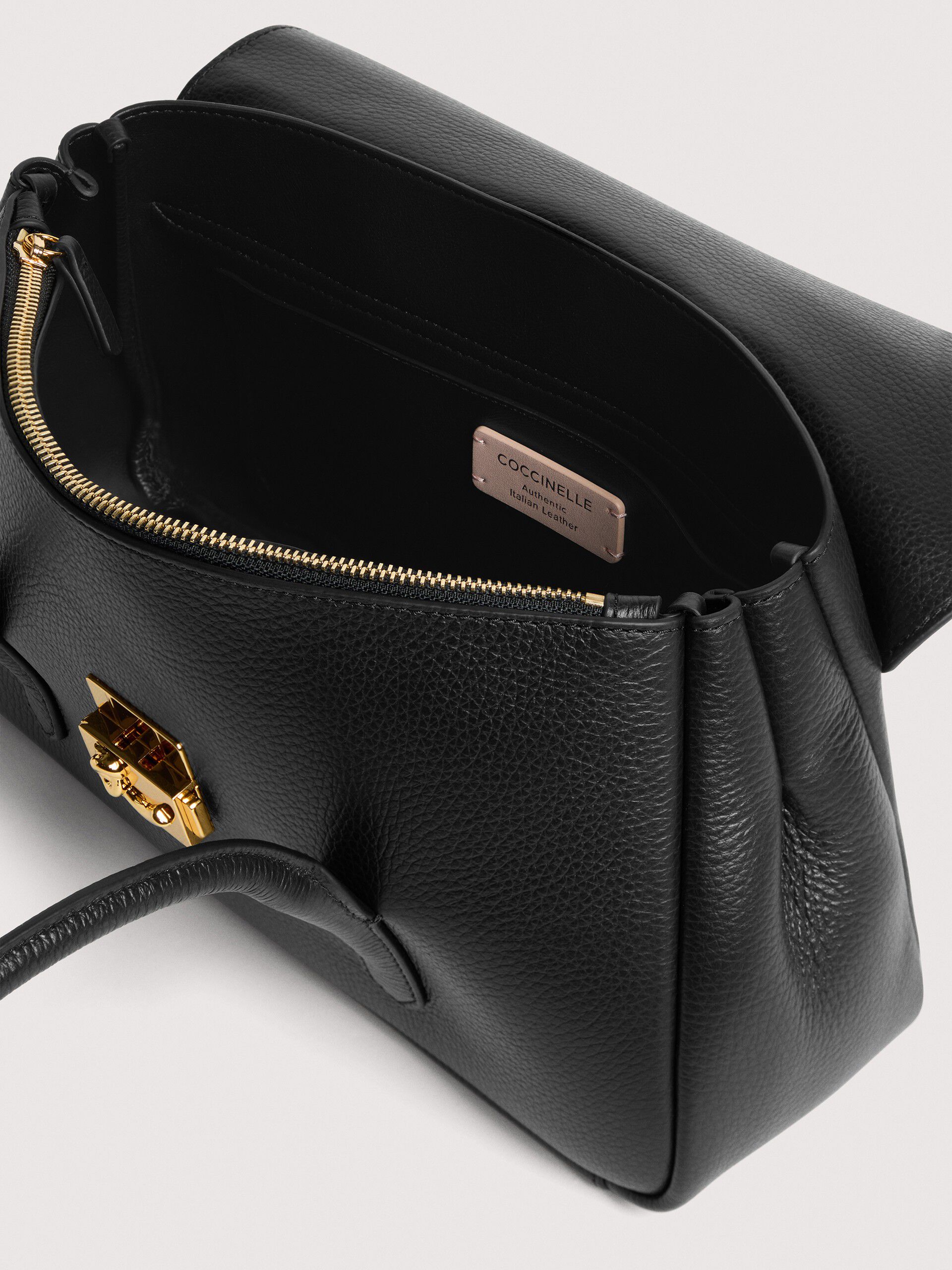 COCCINELLE C-ME LOCK