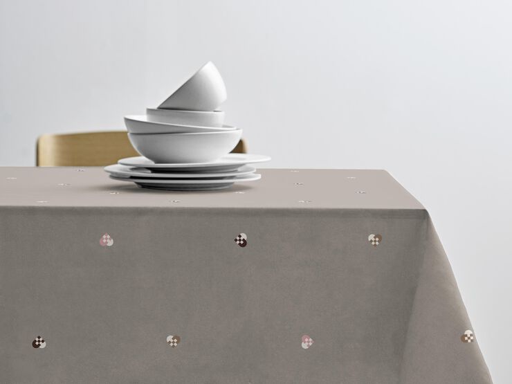 Julbordsduk 140x220 Christmas Hearts Embroidery Rose