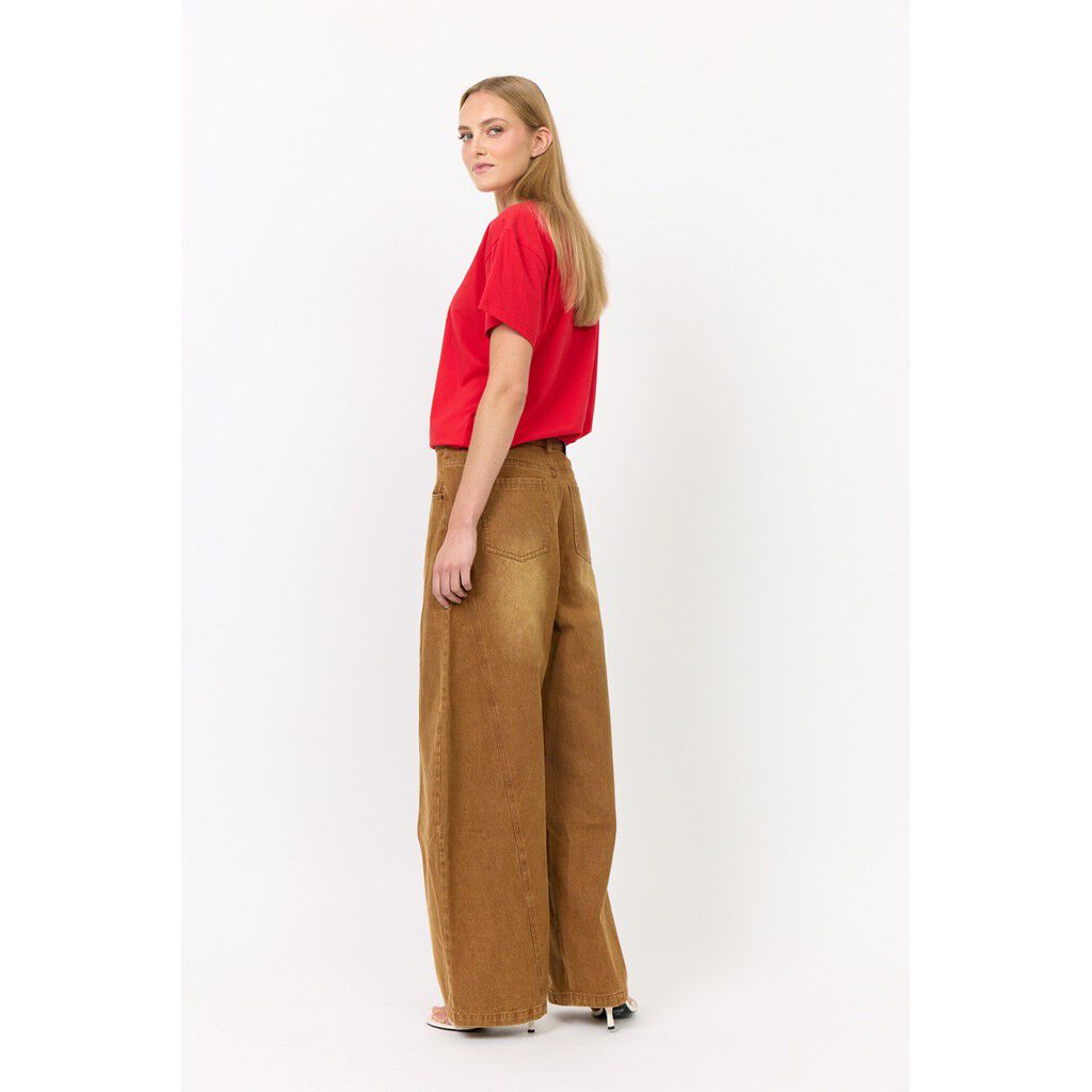 Renata Barrel Jeans