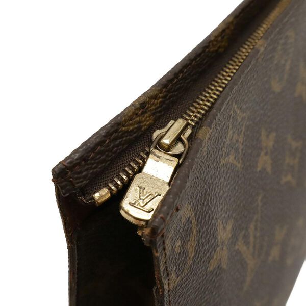 Louis Vuitton Poche Toilette