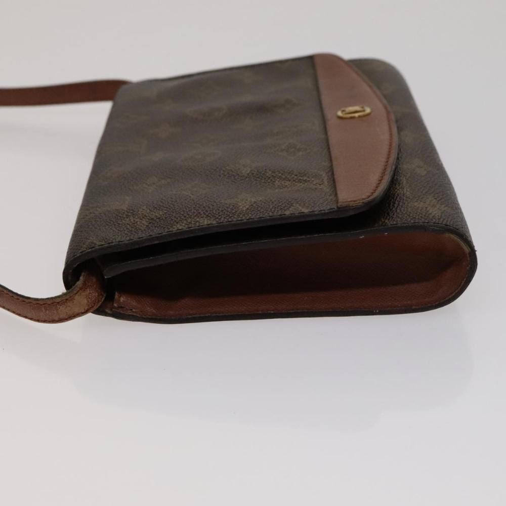 Louis Vuitton Shoulder Bags