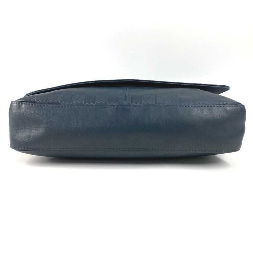 Louis Vuitton Crossbody Bag