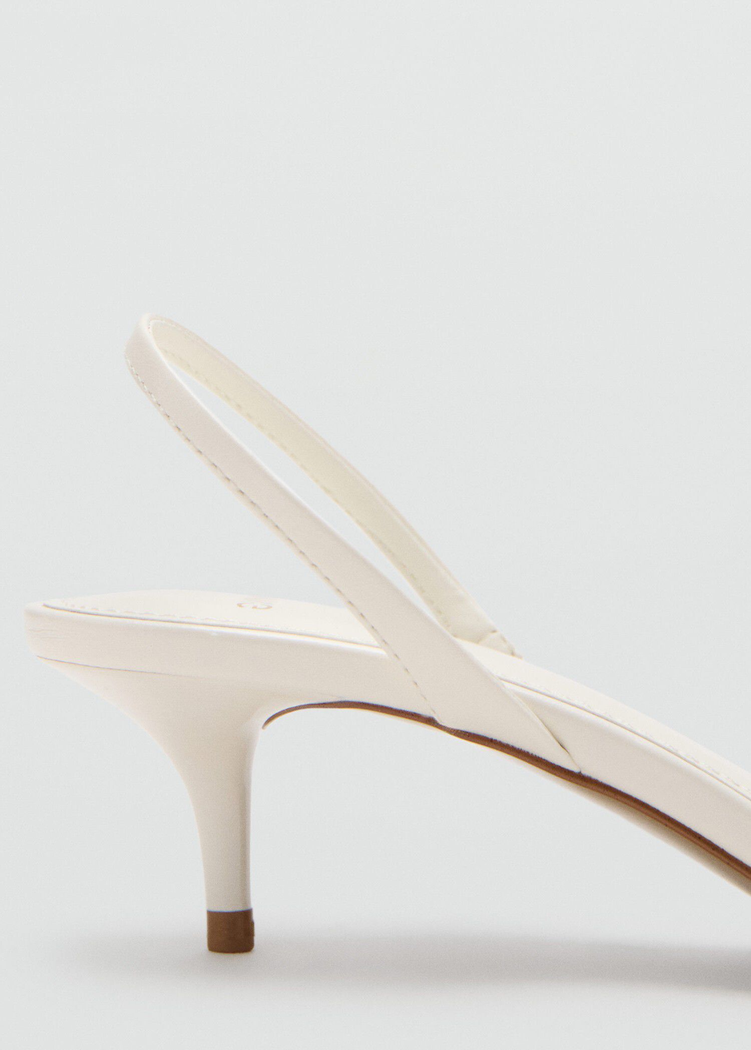 Kitten-heel sandals with strap