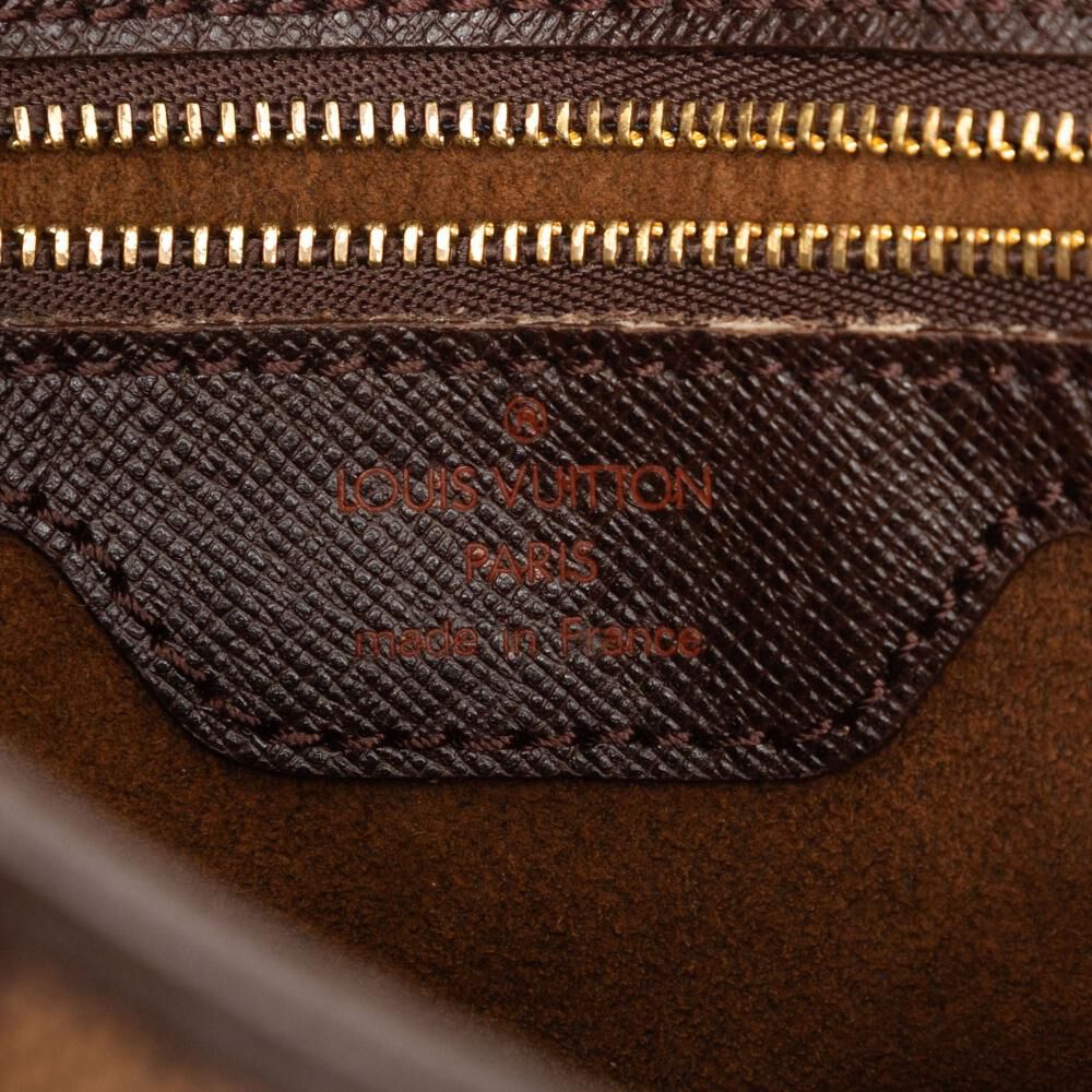 Louis Vuitton Marais