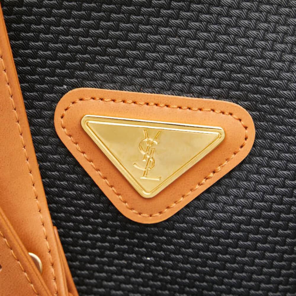 Yves Saint Laurent Shoulder Bag