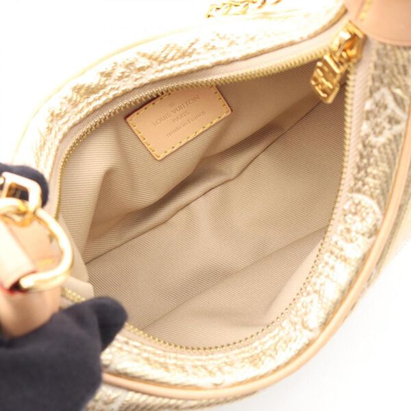 Louis Vuitton Shoulder Bags