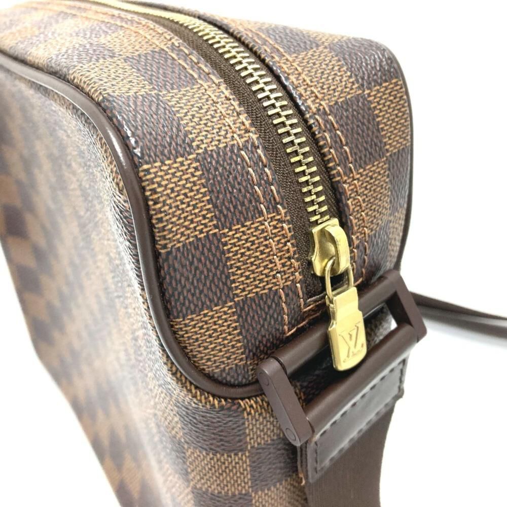 Louis Vuitton Shoulder Bags