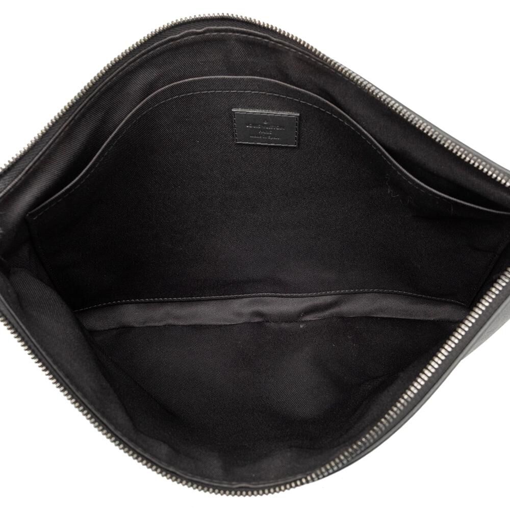 Louis Vuitton Clutch